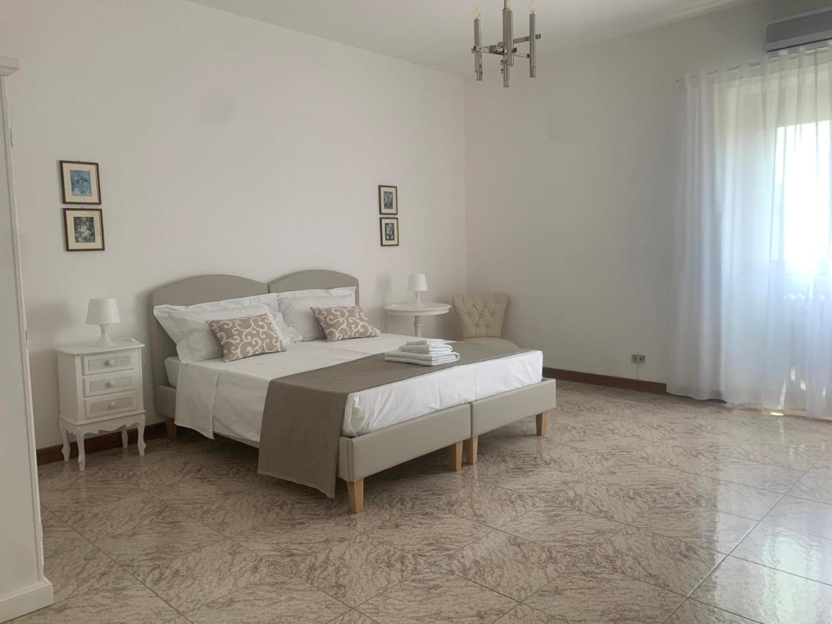 Porta Napoli Rooms レッチェ エクステリア 写真