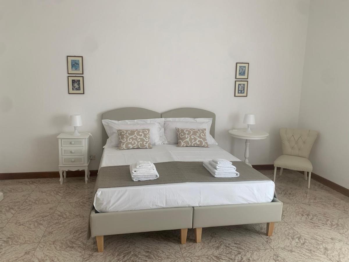 Porta Napoli Rooms レッチェ エクステリア 写真