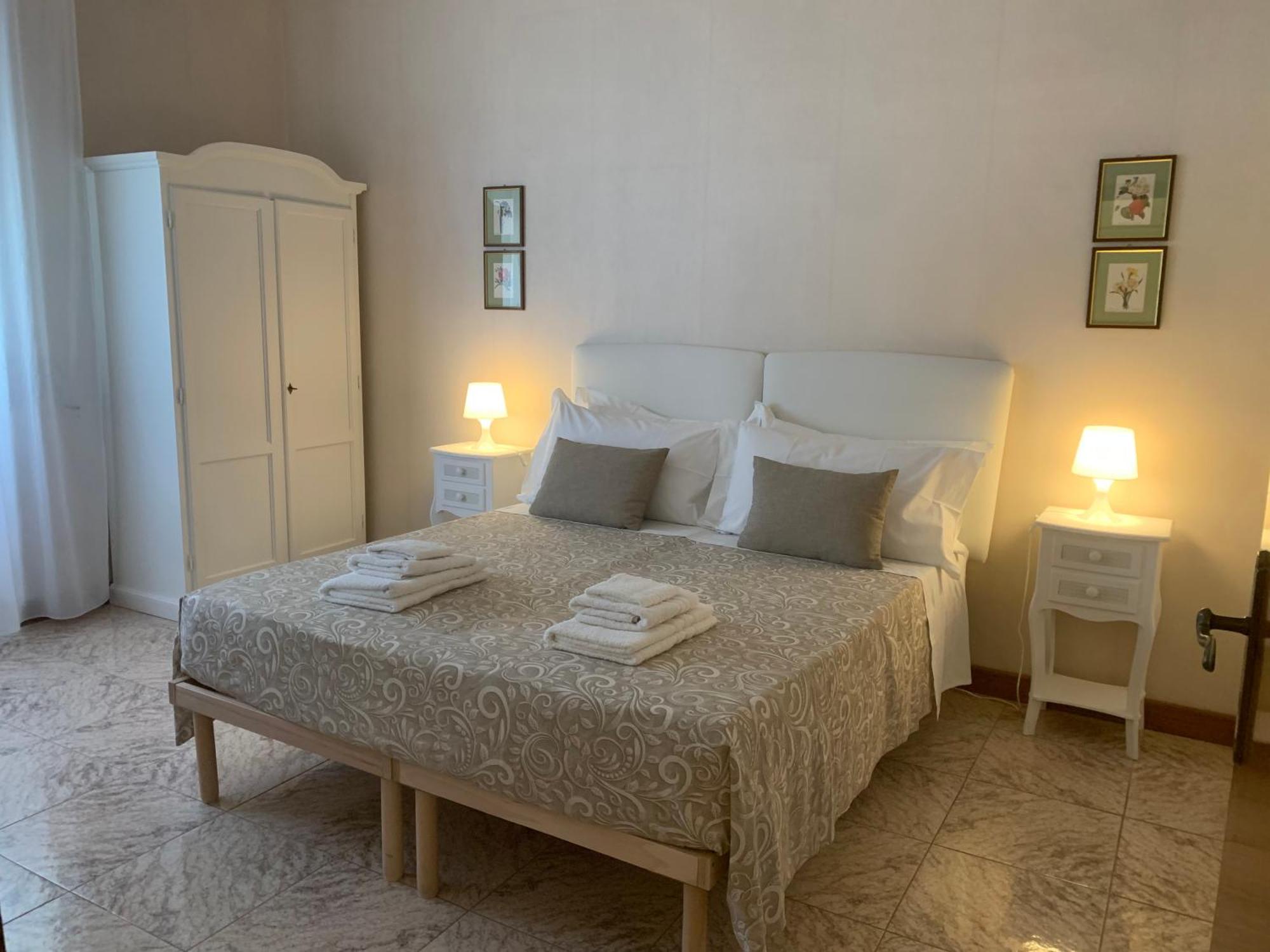 Porta Napoli Rooms レッチェ エクステリア 写真